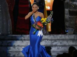 Miss Filipinas fue coronada luego de un supuesto error por parte del conductores, que primero  dio la corona a Miss Colombia. AP / J. Locher