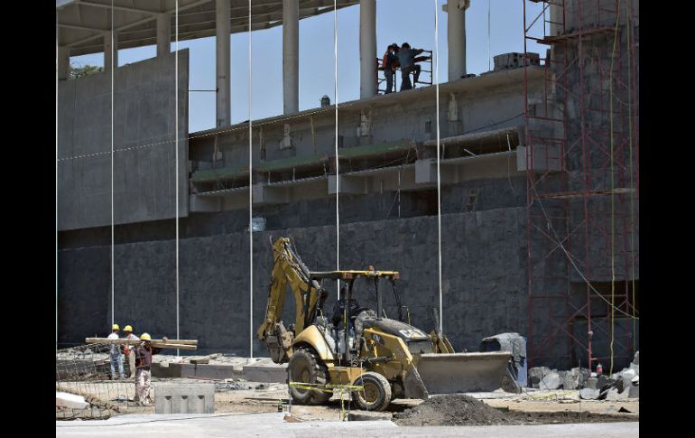 Será cambiada en su totalidad la malla perimetral para dar mayor seguridad a los asistentes a la actividad papal. MEXSPORT / ARCHIVO