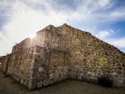 La Unesco realizó de manera simultánea el reconocimiento a nueve zonas, una de ellas, la zona arqueológica de Monte Albán. EL INFORMADOR / ARCHIVO