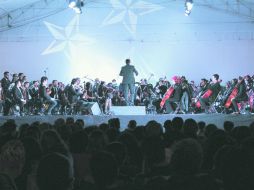 Concierto en Plaza de las Américas de música del nacionalismo mexicano, con la Orquesta Sinfónica de Zapopan y el ballet Nubem. ESPECIAL / Cultura Zapopan