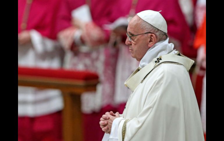 Alrededor de 20 mil sacerdotes y religiosas tomarán parte en la misa que el Papa ofrecerá en el estadio Venustiano Carranza. EFE / ARCHIVO