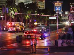 Una mujer embistió a una multitud con su auto a las afueras de los hoteles Planet Hollywood y Paris. AP / ARCHIVO