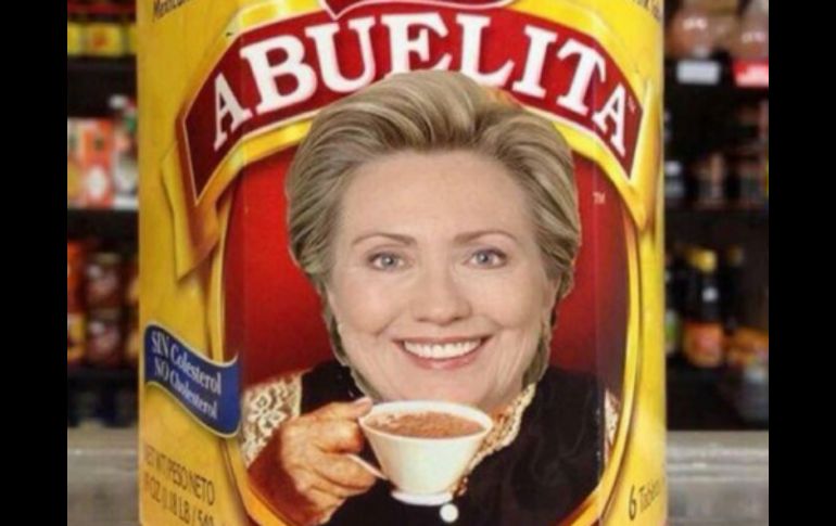 En Twitter, los memes en respuesta a la estrategia de campaña de Clinton no se hicieron esperar. TWITTER / @TheMexicanVines