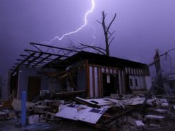 El sureste del país se recupera de las tormentas torrenciales, tornados e inundaciones. AP / ARCHIVO