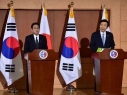 El ministro del Exterior coreano, Yun Byung-Se, en una conferencia de prensa con su homólogo japonés Fumio Kishida. AFP / J. Yeon-Je