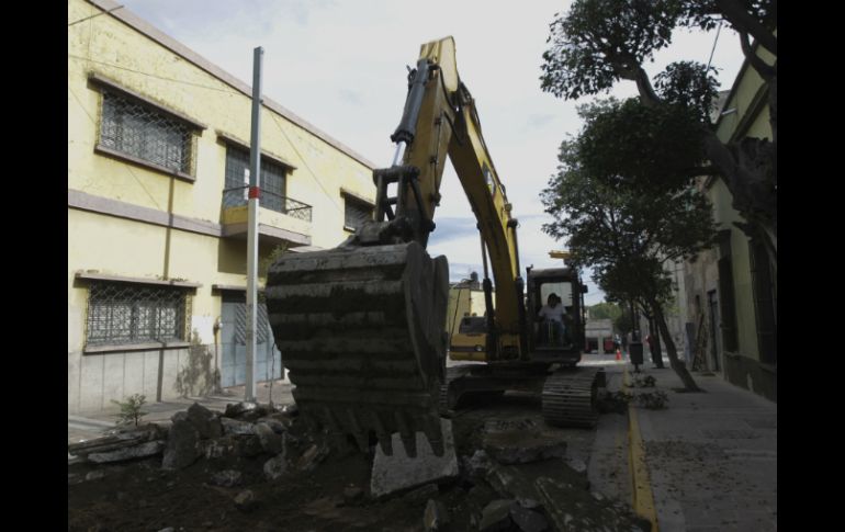 Se estima que los trabajos en la calle San Felipe durarán aproximadamente 30 días. EL INFORMADOR / F. Atilano