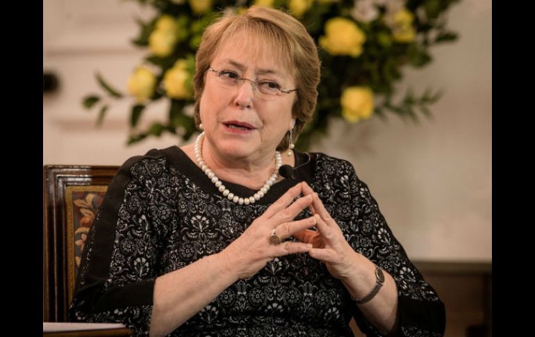 Bachelet afirma que gobernar en medio de una crisis de confianza ''es más complejo''. NTX / ARCHIVO