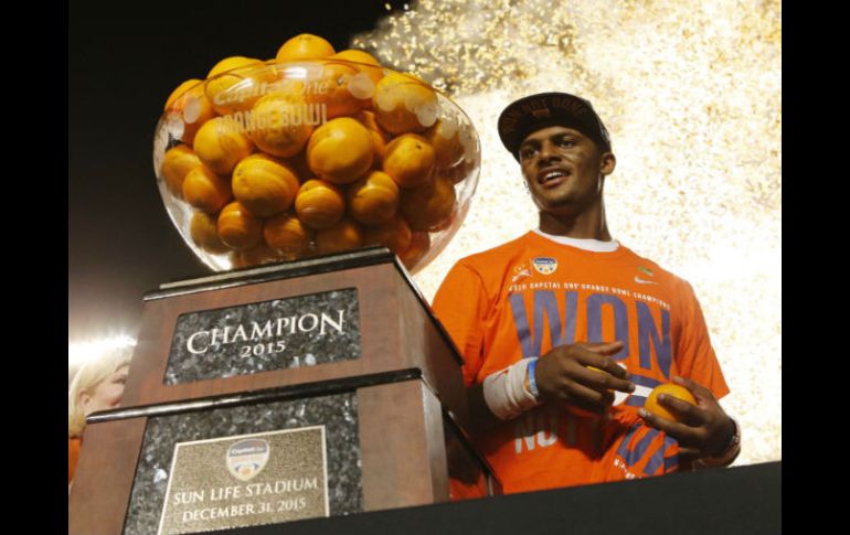 Deshaun Watson ofreció una actuación estelar con un touchdown terrestre y otro aéreo totalizando 332 yardas. AP / J. Skipper