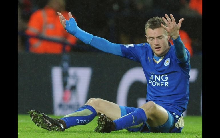 Jamie Vardy lamenta una falla durante el partido del Leicester. AP / R.Vieira