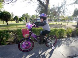 Para ños niños de seis a ocho años los más apropiados son los juegos de memoria, bicicletas y equipos para cualquier deporte. EL INFORMADOR / ARCHIVO