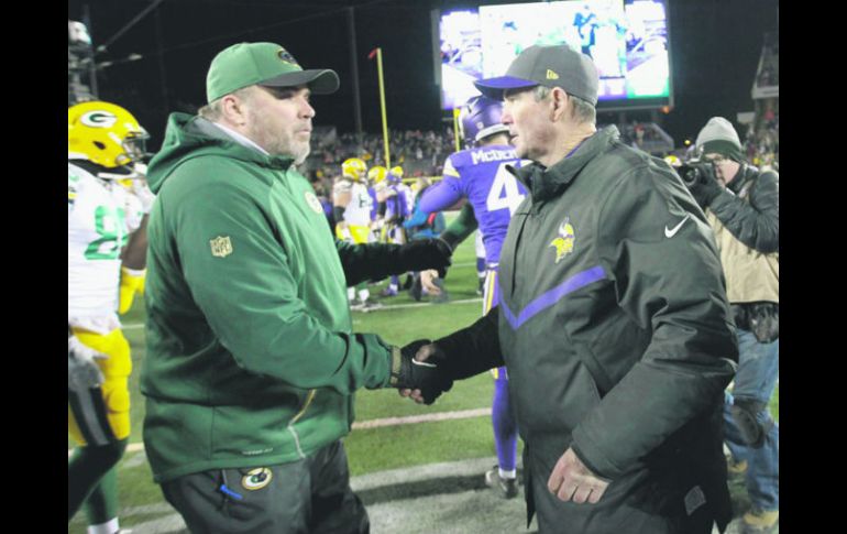 Mike McCarthy y Mike Zimmer buscarán establecer las mejores estrategias a fevor de sus respectivos equipos. AP / A. Heinselfelt