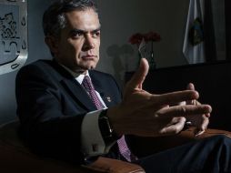 Miguel Ángel Mancera dijo que la inversión de Autotraffic fue hecha por la empresa. SUN / G. Espinosa