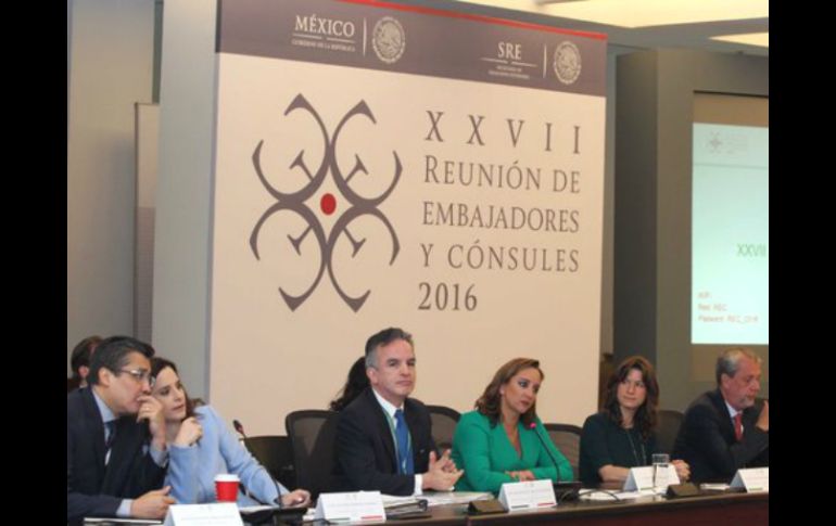 Imagen de la reunión de embajadores mexicanos que se realizó este lunes. TWITTER / @SRE_mx