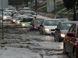 El retraso se hizo para prevenir accidentes viales y para facilitar el trabajo de las cuadrillas de desazolve. NTX / E. Jaramillo