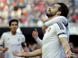 Negredo fue el héroe de los Naranjeros en el duelo de hoy. EFE / M. Bruque