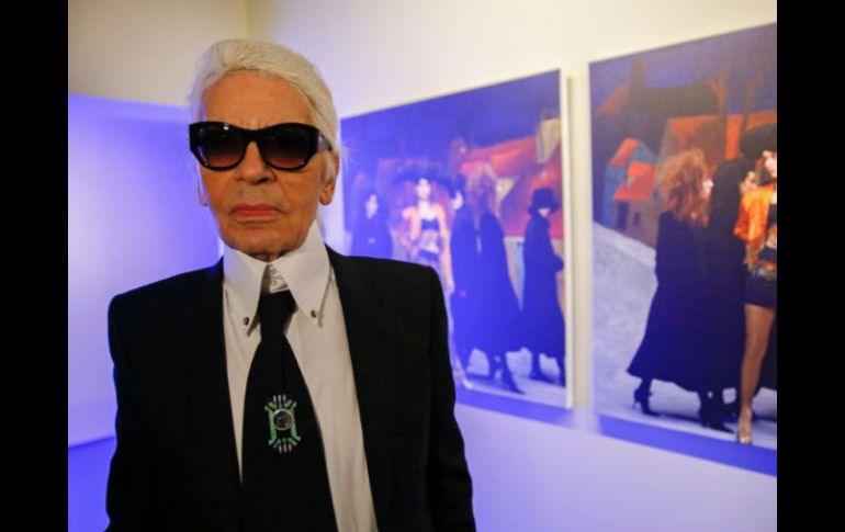 Lagerfeld confía en que sus asesores financieros resolverán la situación con las autoridades impositivas. AFP / ARCHIVO