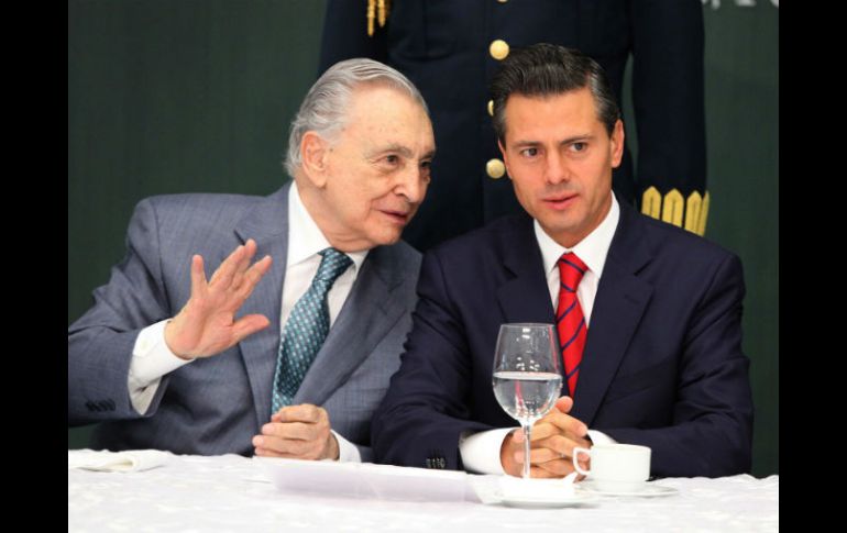 Imagen del secretario general de la CTM y el Presidente Peña Nieto. NTX / ARCHIVO