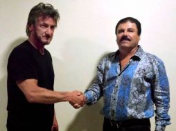 La página de Rolling Stone publicó la foto del actor estadounidense Sean Penn con Joaquín Guzmán Loera. ESPECIAL / rollingstone.com