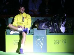 Novak Djokovic inicia el año de una gran manera, con un trofeo. AFP / K. Jaafar