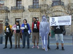 Organizaciones ciudadanas se manifiestan esta mañana y entregan un pliego petitorio en Palacio de Gobierno. EL INFORMADOR / F. Atilano