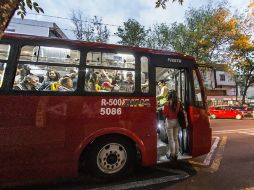 Entre los operadores hay inquietud, ya que si los trolebuses pasan a Sitren está en riesgo su empleo. EL INFORMADOR / ARCHIVO