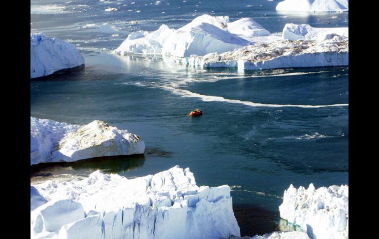 Esa red de cañones conduce probablemente corrientes de agua derretida hasta la costa y por debajo de la capa de hielo. AP / ARCHIVO