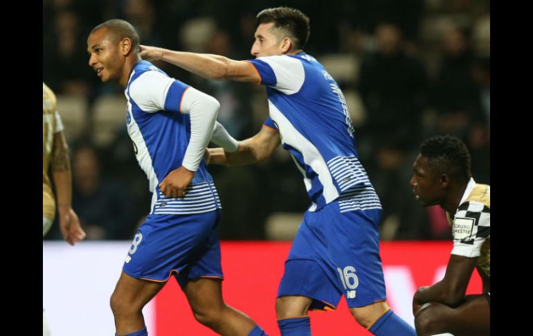 El goleador argelino Yacine Brahimi fue el autor del único gol de la tarde, al minuto 26. EFE /  J. Coelho