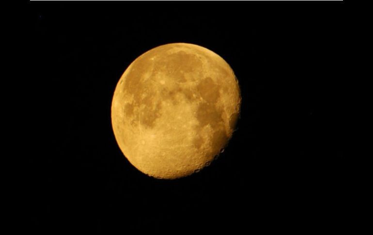 La nave que llegaría a la Luna podría estar en órbita dos años. EL INFORMADOR / ARCHIVO