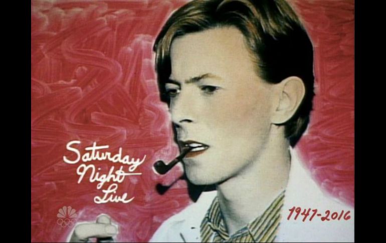 Se presentó un clip de Bowie cuando interpretó en 'SNL' la canción 'The Man Who Sold The World', en 1979. TWITTER / @nbcsnl