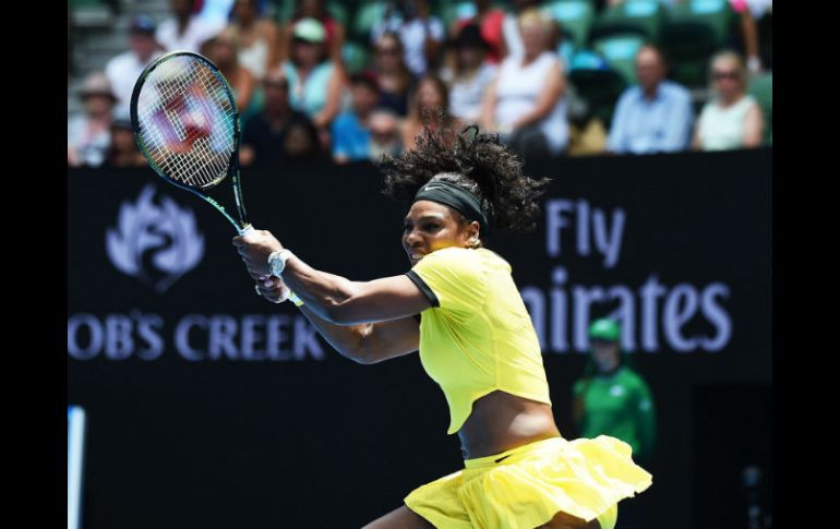 Williams apareció en el Rod Laver Arena tras hacer una pausa durante los tres últimos meses de 2015. EFE / L. Coch