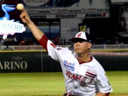 Walter Silva (foto) se llevó el triunfo para el cuadro porteño, apoyado en el rescate por el estadounidense Steven Hensley. FACEBOOK / VenadosdeMazatlan