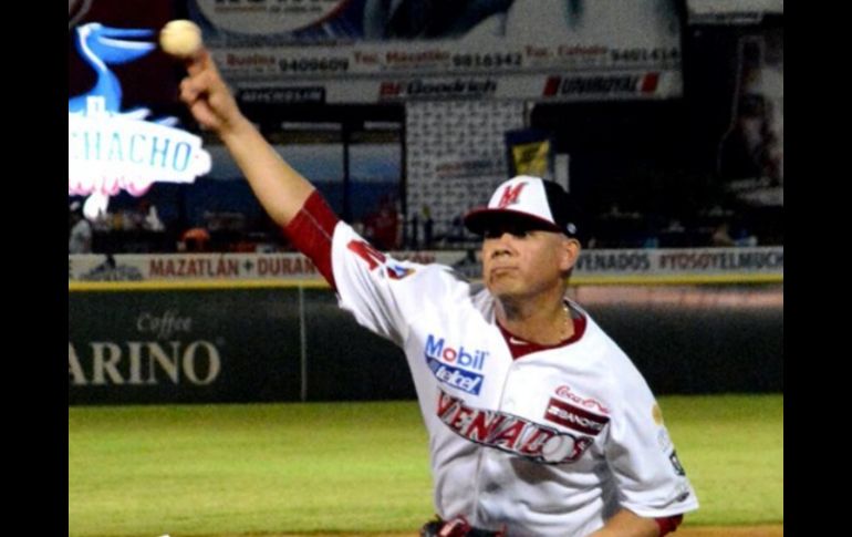 Walter Silva (foto) se llevó el triunfo para el cuadro porteño, apoyado en el rescate por el estadounidense Steven Hensley. FACEBOOK / VenadosdeMazatlan