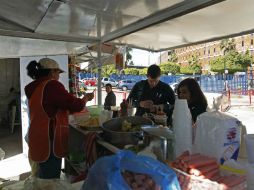 Los comerciantes de la zona del CUCSH desconocen qué acciones tomarán autoridades ante su situación. EL INFORMADOR / E. Barrera