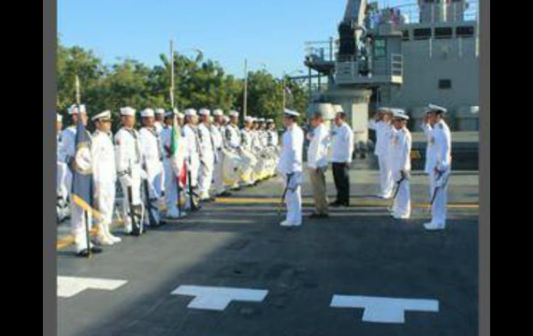 A las ceremonias de Entrega-Recepción asistieron autoridades navales, militares y de los distintivos niveles de gobierno. FACEBOOK / Secretaría de Marina