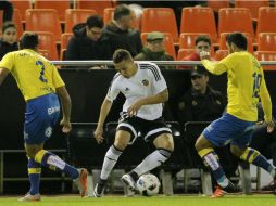 Los ataques finales del Valencia no dieron resultado y todo queda abierto para el encuentro de vuelta. AFP / J. Jordan