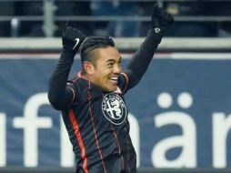 El jugador mexicano expresó que está contento y agradecido por haber jugado su primer partido en la Bundesliga. TWITTER / @MarcoFabian_10