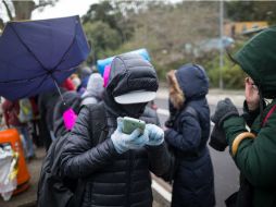 En la ciudad norteña de Taoyuan, han muerto 35 personas de afecciones ligadas al frío, tales como hipotermia y problemas de corazón. EFE / J. Favre