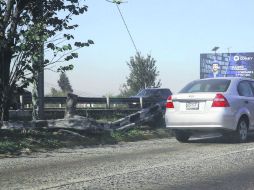 Chatarra. Las barreras de contención de Lázaro Cárdenas, casi con salida a la Carretera a Chapala. EL INFORMADOR / M. Vargas