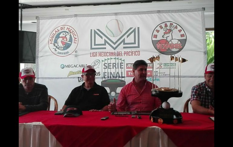 Directivos de la Liga Mexicana del Pacífico y Venados de Mazatlán detallaron al equipo. TWITTER / @venadosbeisbol