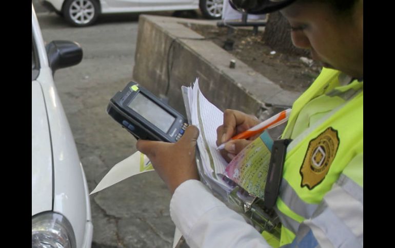 Legisladores piden informar lo concerniente al Reglamento de Tránsito. SUN / ARCHIVO