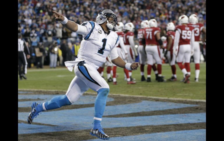 Newton es el favorito para ser nombrado Jugador Más Valioso, después de totalizar 45 touchdowns en la campaña regular. AP / ARCHIVO