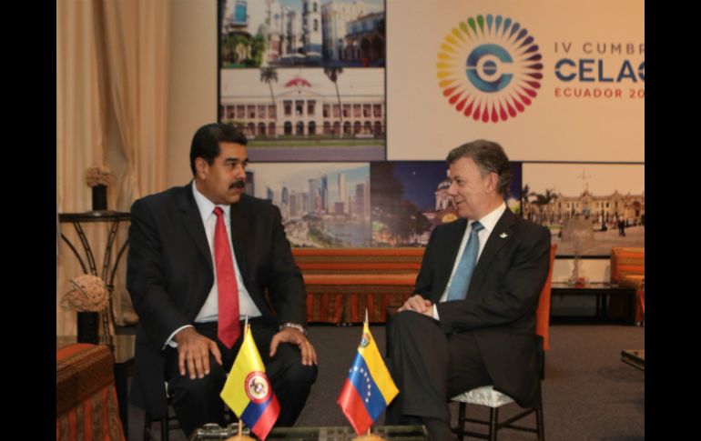 El encuentro entre Nicolás Maduro y Juan Manuel Santos es el primero desde septiembre pasado. EFE /