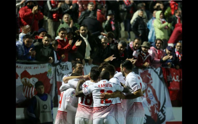 El cuadro visitante celebró el tercero y definitivo gol en el minuto 90+2, de cabeza por medio de Jorge Andújar 'Koke'. AFP / C. Manso