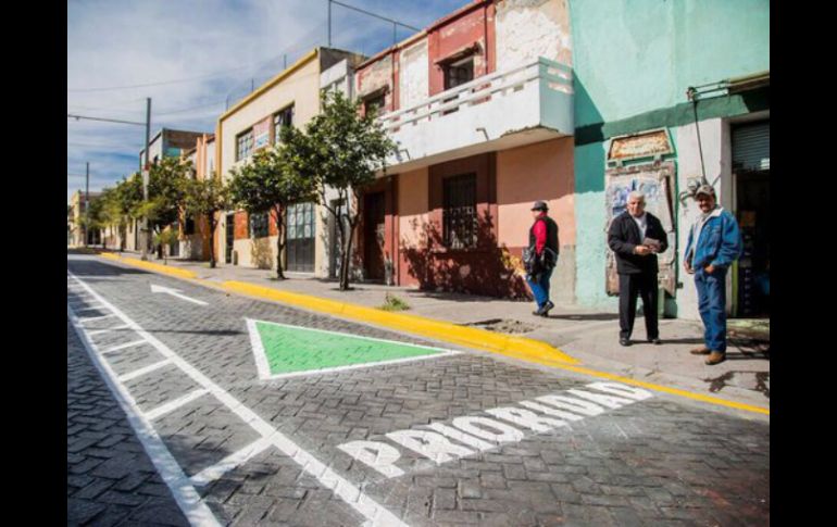 Los trabajos se realizaron en sus cruces con las calles Pino Suárez a Venustiano Carranza y de Humboldt a Baeza Alzaga. TWITTER / @AristotelesSD