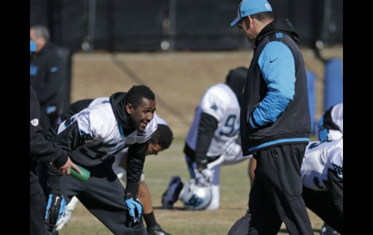 La máxima preocupación del entrenador es la rehabilitación de Thomas Davis, quien se ausentó trás una cirugía en el brazo. AP / C. Burton