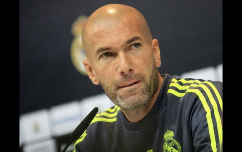 El técnico madridista confía en que finalmente Benzema pueda jugar la Eurocopa 2016 con Francia. EFE / V. Lerena