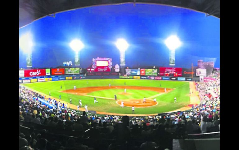 Estadio Quisqueya de Santo Domingo. Los Venados de Mazatlán comienzan su aventura en República Dominicana. ESPECIAL /