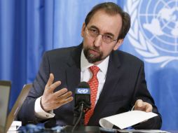 El alto comisionado de Naciones Unidas para los Derechos Humanos, Zeid Ra'ad Al Hussein, durante una rueda de prensa. EFE / S. Di Nolfi