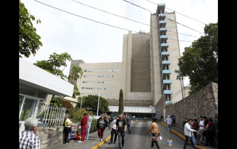 El Hospital Civil está exentando todos los gastos de estudios y medicamentos que el menor requiere. EL INFORMADOR / ARCHIVO