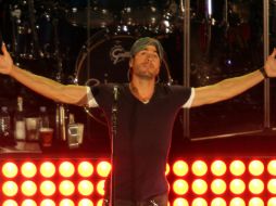 Enrique Iglesias podría llevarse los premios de artista y gira del año. SUN / ARCHIVO